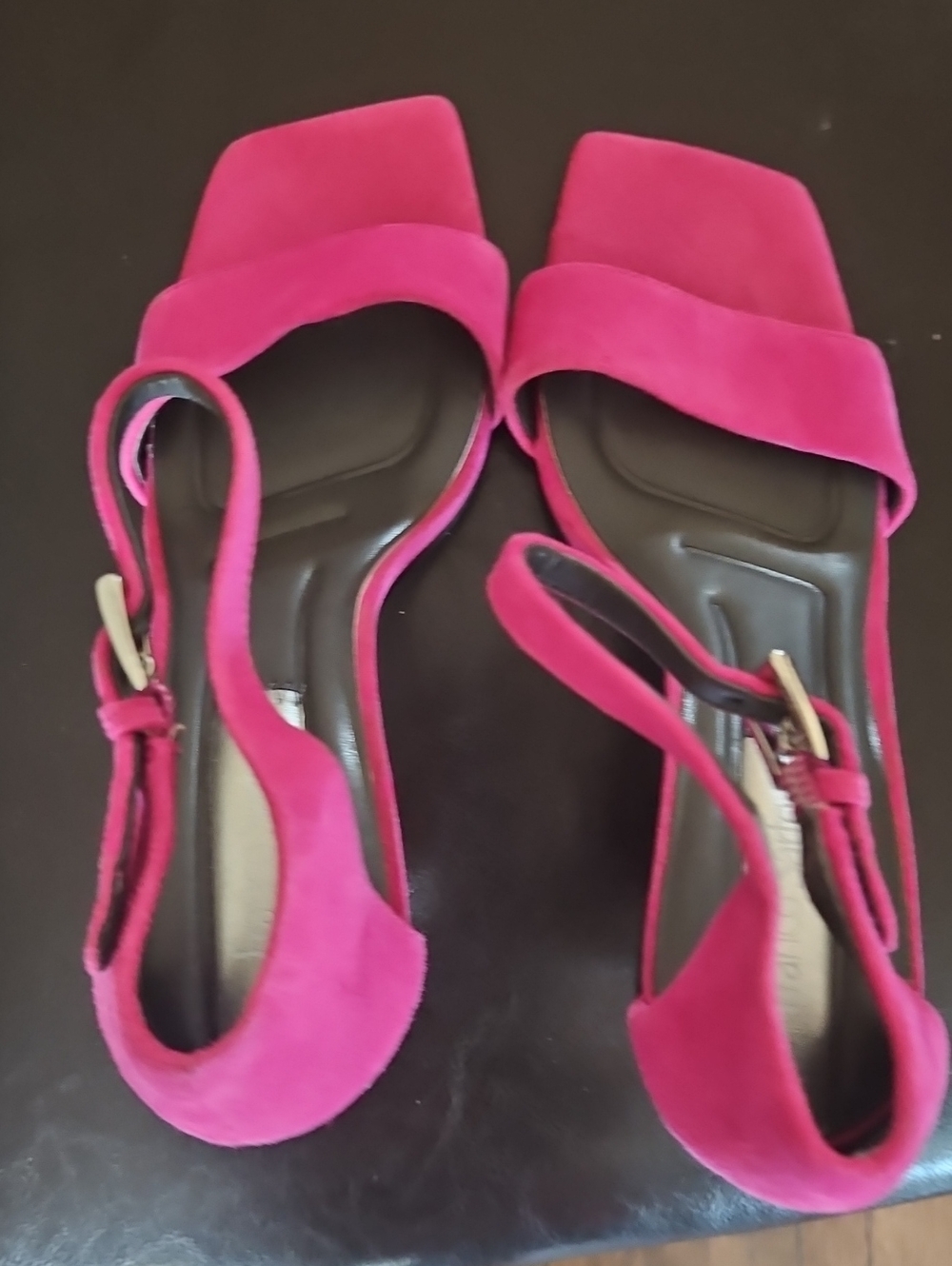 Franco Sarto Women’s Fuchsia Suede Slingback Sandals